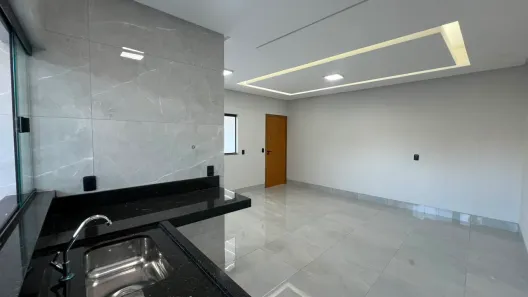 Sobrado com 3 Quartos à venda, 180m² no Vila Oliveira, Aparecida de Goiânia