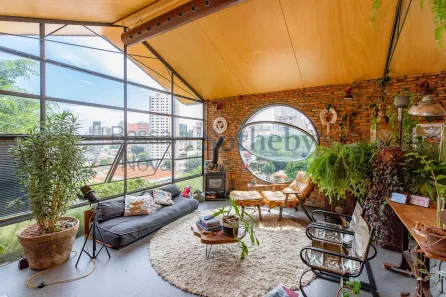 Casa com 5 Quartos à venda, 200m² no Sumaré, São Paulo