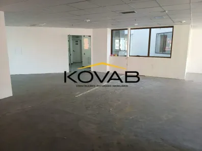 Sala Comercial para alugar, 300m² no Cidade Monções, São Paulo