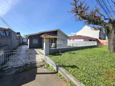 Casa com 5 Quartos para alugar, 230m² no Boqueirão, Curitiba
