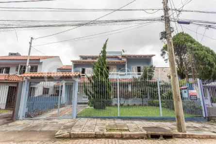 Casa com 4 Quartos à venda, 310m² no Jardim Itu, Porto Alegre