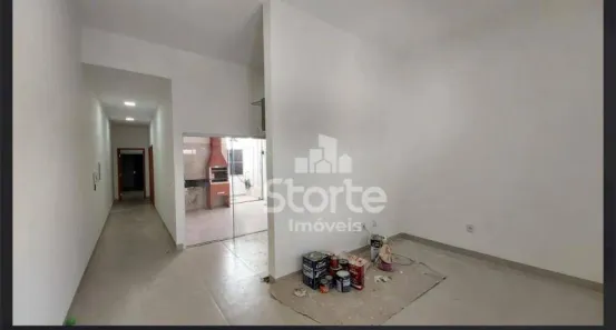 Casa com 2 Quartos à venda, 120m² no Laranjeiras, Uberlândia