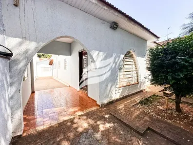 Casa com 3 Quartos à venda, 156m² no Vila Carvalho, Araçatuba