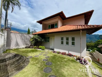 Casa de Condomínio com 4 Quartos à venda, 240m² no Cônego, Nova Friburgo