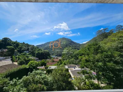 Sala Comercial para alugar, 30m² no Quarteirão Brasileiro, Petrópolis