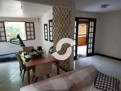 Casa com 5 Quartos à venda, 294m² no Badu, Niterói