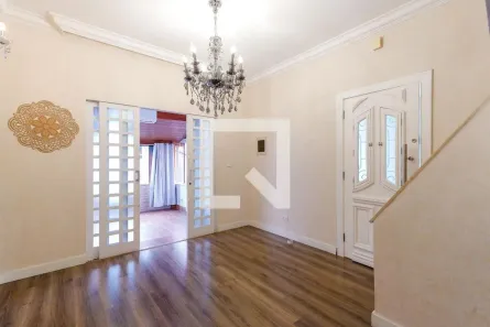 Casa com 3 Quartos à venda, 270m² no Chora Menino, São Paulo