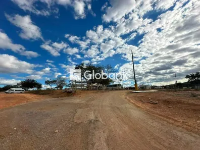 Lote/Terreno para alugar, 2000m² no Jaraguá, Montes Claros