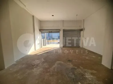 Ponto Comercial para alugar, 115m² no Laranjeiras, Uberlândia