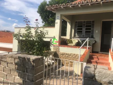 Casa com 2 Quartos à venda, 200m² no Centro, Vinhedo