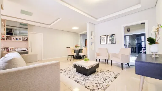 Casa com 3 Quartos à venda, 150m² no Petrópolis, Joinville