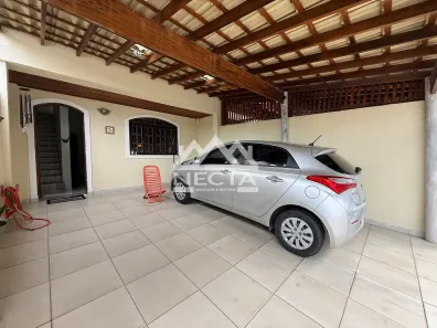 Sobrado com 2 Quartos à venda, 102m² no Loteamento Balneário Camburi, Caraguatatuba