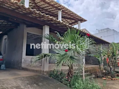 Casa com 3 Quartos à venda, 250m² no Novo Campinho, Pedro Leopoldo