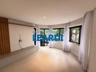 Apartamento com 4 Quartos à venda, 142m² no Vila Uberabinha, São Paulo