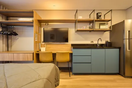 Apartamento com 1 Quarto para alugar, 23m² no Água Verde, Curitiba