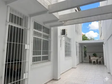 Casa com 6 Quartos para alugar, 500m² no Umarizal, Belém