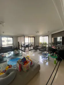 Apartamento com 3 Quartos à venda, 242m² no Santa Cecília, São Paulo