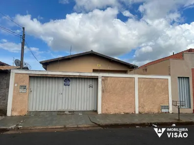 Casa com 2 Quartos à venda, 90m² no Santa Marta, Uberaba