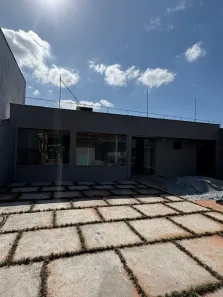 Casa com 2 Quartos para alugar, 88m² no Santo Antônio, Joinville