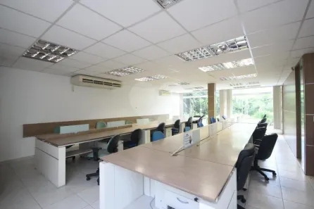 Imóvel Comercial com 1 Quarto para alugar, 513m² no Jardim Everest, São Paulo
