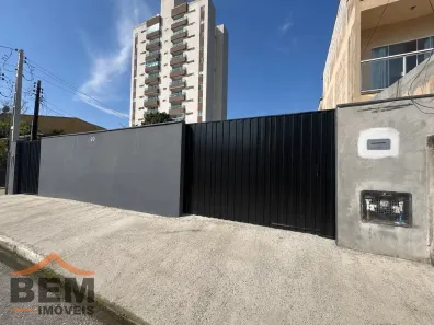 Casa com 2 Quartos para alugar, 80m² no Cordeiros, Itajaí