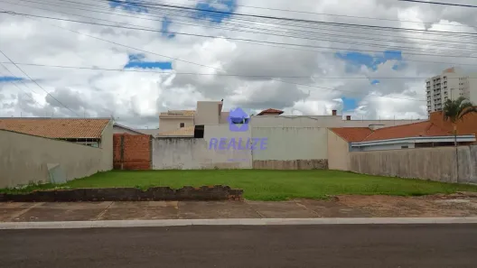 Lote/Terreno à venda, 300m² no Jardim Paraíso II, Botucatu