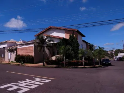 Casa com 4 Quartos à venda, 345m² no Parque das Esmeraldas II, Marília