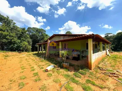 Fazenda/Sítio com 3 Quartos à venda, 1000m² no Curral, Ibiúna