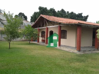 Fazenda/Sítio com 4 Quartos à venda, 200m² no Jardim Santa Maria, São José dos Campos