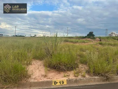 Lote/Terreno à venda, 300m² no Centro, Botucatu