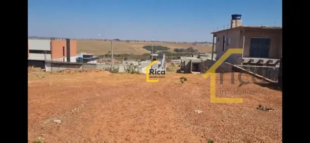 Lote/Terreno à venda, 250m² no Residencial Villa Suiça, Cidade Ocidental