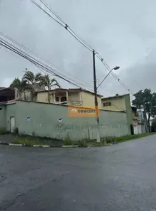 Sobrado com 4 Quartos à venda, 282m² no Jardim Medina, Poá