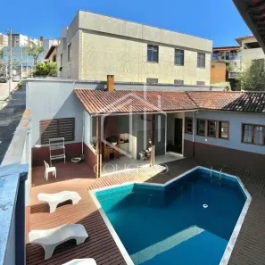 Casa com 5 Quartos para alugar, 320m² no Palmares, Belo Horizonte