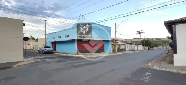 Galpão/Depósito/Armazém à venda, 200m² no , Hidrolândia