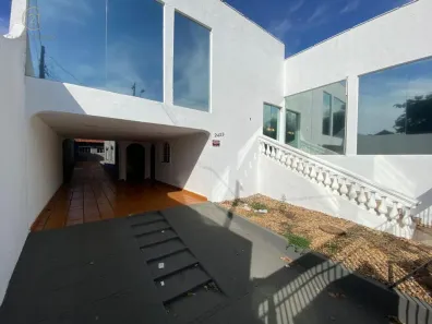 Imóvel Comercial com 5 Quartos para alugar, 500m² no Guanabara, Londrina