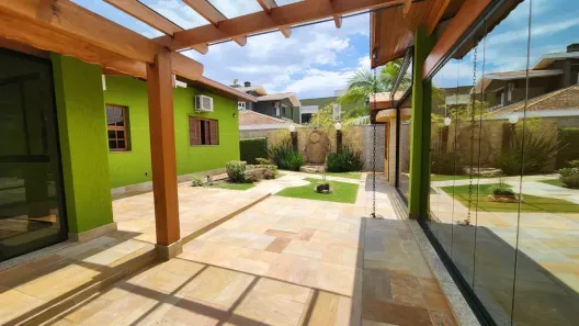 Casa com 3 Quartos à venda, 328m² no Nossa Senhora do Perpétuo Socorro, Pindamonhangaba