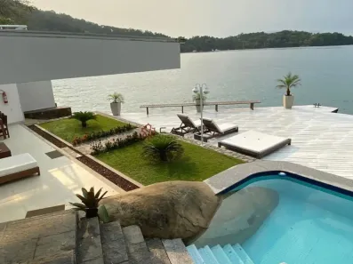 Casa de Condomínio com 6 Quartos à venda, 450m² no Vila Velha, Angra dos Reis