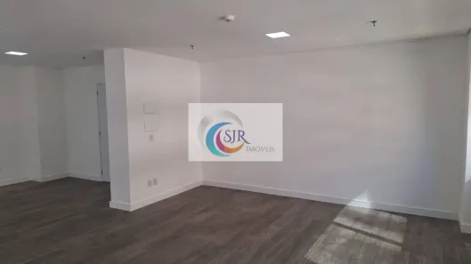 Sala Comercial para alugar, 64m² no Vila Olímpia, São Paulo