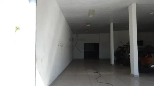 Prédio Comercial à venda, 130m² no Jardim São Dimas, São José dos Campos