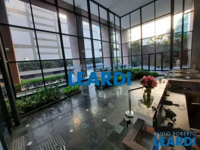 Sala Comercial para alugar, 485m² no Vila Olímpia, São Paulo
