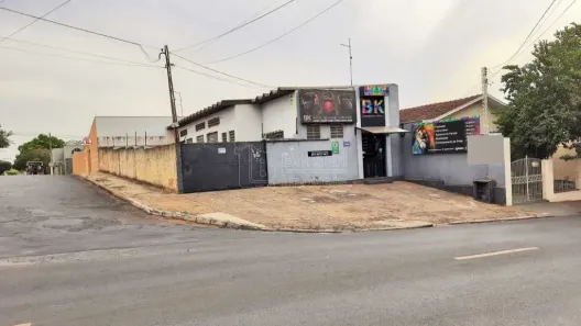 Galpão/Depósito/Armazém à venda, 147m² no Centro, Araraquara