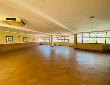 Ponto Comercial para alugar, 220m² no Vila Virgínia, Jundiaí