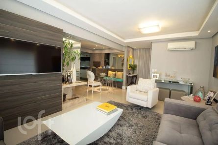 Apartamento com 2 Quartos à venda, 87m² no Passo da Areia, Porto Alegre