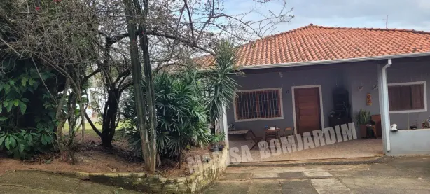 Fazenda/Sítio com 3 Quartos à venda, 245m² no Vale dos Lagos, Tatuí
