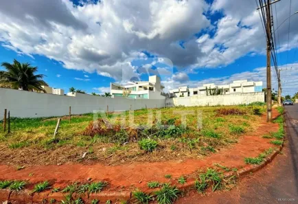 Lote/Terreno com 1 Quarto à venda, 12m² no Jardim Colina, Uberlândia