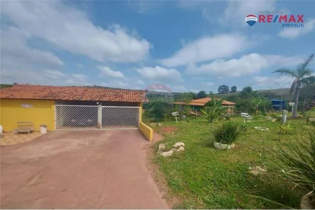 Fazenda/Sítio com 3 Quartos à venda, 400m² no , Itutinga