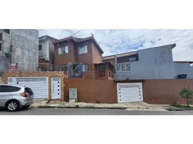 Sobrado com 3 Quartos à venda, 150m² no Ferrazópolis, São Bernardo do Campo