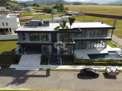 Casa de Condomínio com 5 Quartos à venda, 630m² no Areias, Camboriú
