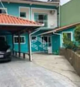 Casa com 3 Quartos à venda, 130m² no Madri, Palhoça