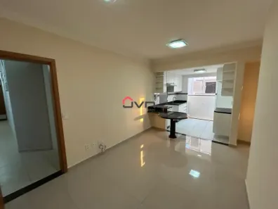Apartamento com 2 Quartos para alugar, 55m² no Santa Mônica, Uberlândia
